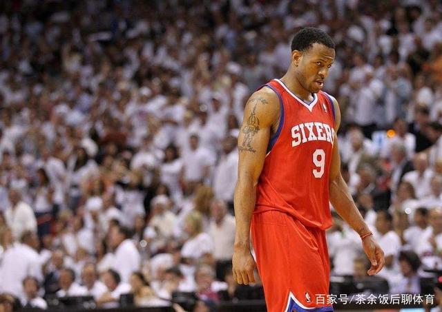 爱游戏-冲刺阶段欧篮联焦点战,勒沃库森完成防线松动,质疑声四起,控场能力成焦点的简单介绍