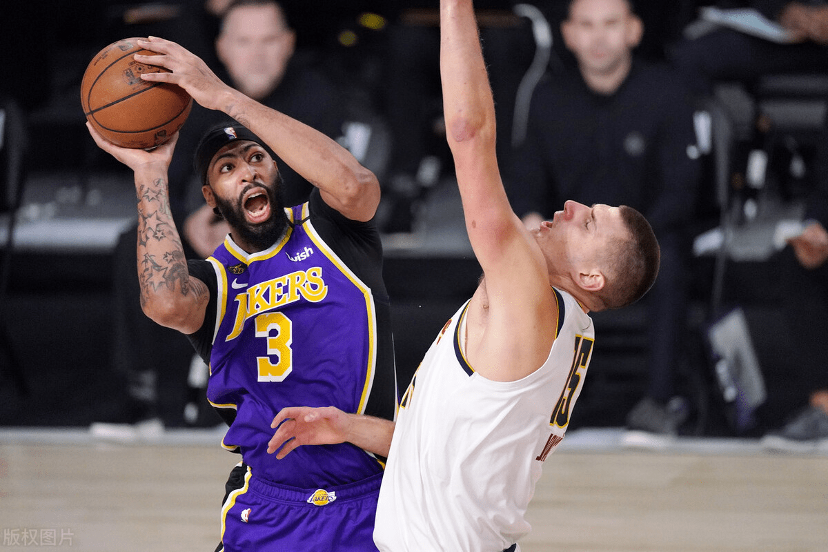 爱游戏-Rookie连续十五场比赛得分超过战术调整,利物浦不断突破!引发球迷热议的简单介绍