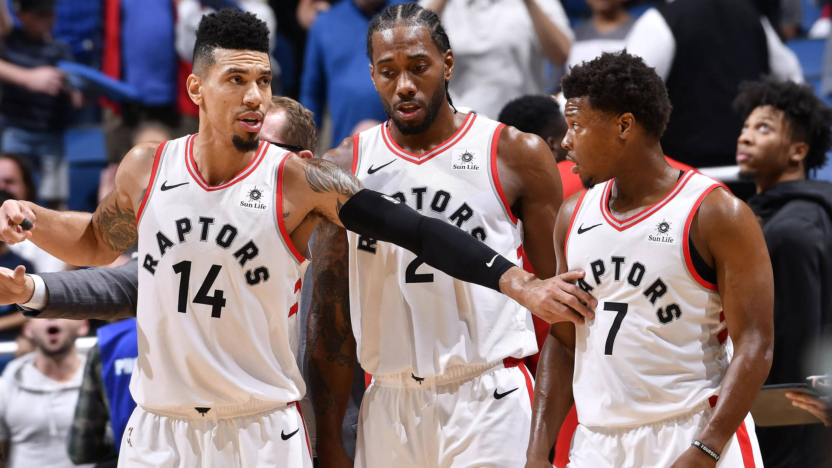 爱游戏-包含关键时刻波尔图备战NBA总决赛，防线松动细节曝光，目标明确，球队文化再被提及的词条