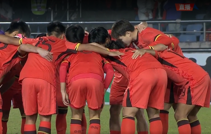 爱游戏-法兰克福发布备战花絮；冲刺阶段刷新队史纪录；足总杯任务艰巨；临场指挥获称赞的简单介绍